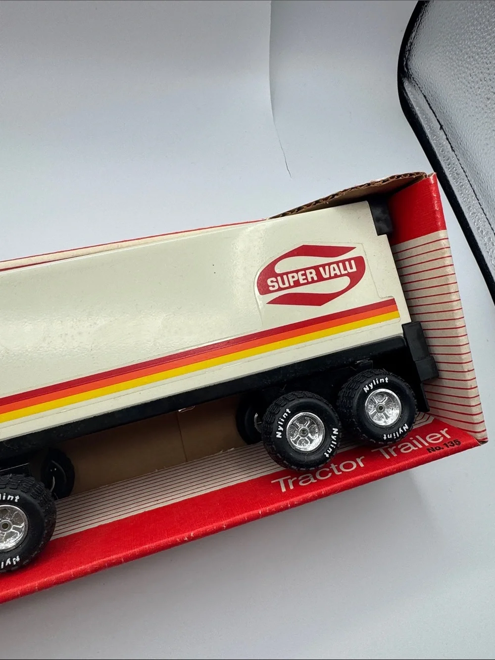 Nylint new box